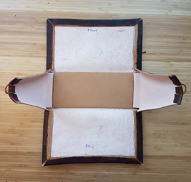 handbag assembly deux.jpg