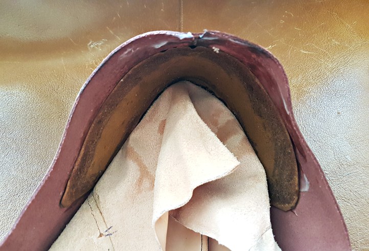 hirschkleber heel.jpg